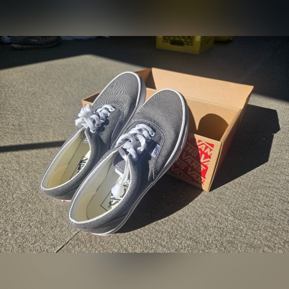Vans | Pewter/White - Size 8